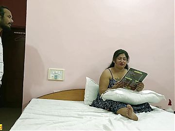 Desi Rich Wife Talking Dirty talk while fucking!! Hot Bhabhi Chudai