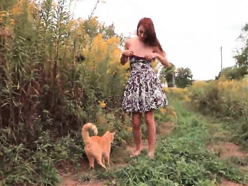 Teen ftvgirls Courtney at a farm and we see her quickly lose
